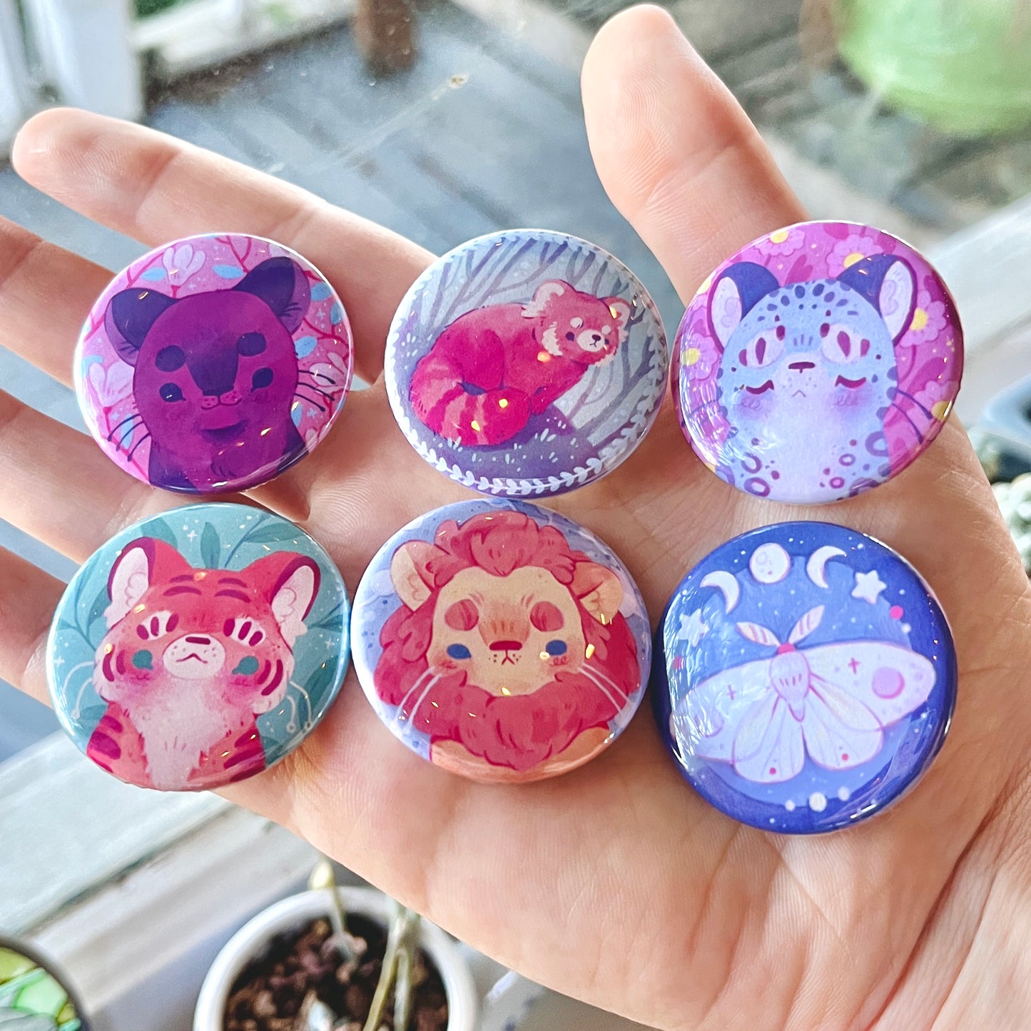 1.5" Buttons