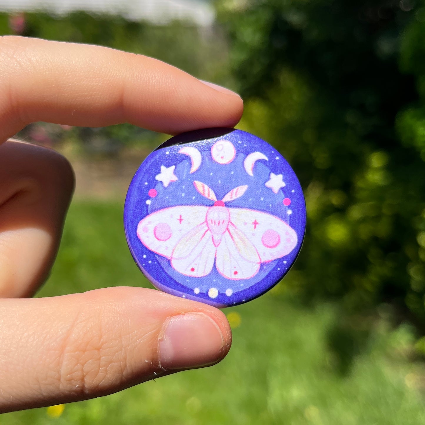 1.5" Buttons